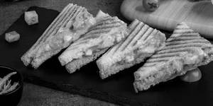 Tandoori Paneer Sandwich