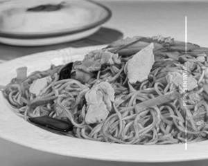 Hong Kong Noodles [Chicken]