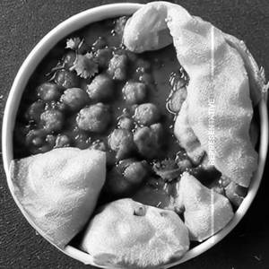 Single Poori Chana (Desi Ghee)