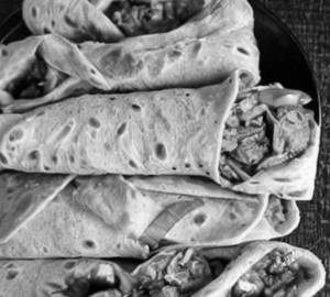 Whole Wheat Paneer Peri Peri Roll