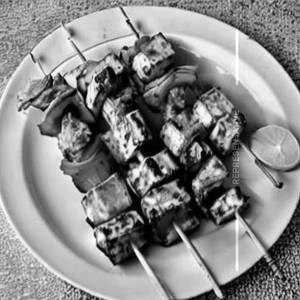 Afghani Mushroom Paneer Tikka