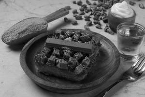 Crunchy Kit-kat Kunafa