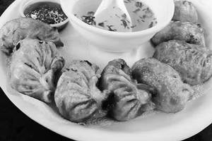 Veg. Momos