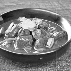 Dry Bambooshoot pork thai