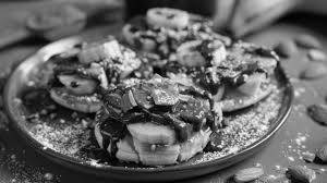 Nutella Nuts Pastry