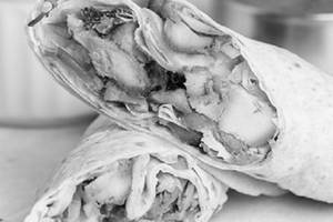 Cheesy Chicken Tikka Wraps 