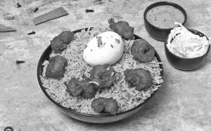 Chicken 65 Biriyani (4 Piece) (750 Ml)