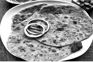 Pyaaz paratha