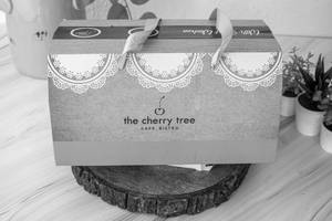 The Golden Henna Box
