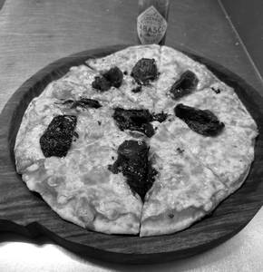 Tabasco Pizza