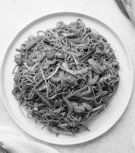 Schezwan Chicken Noodles