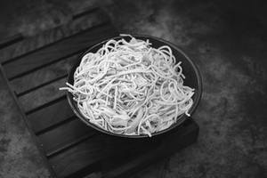 Veg Stir Fried Hakka Noodle