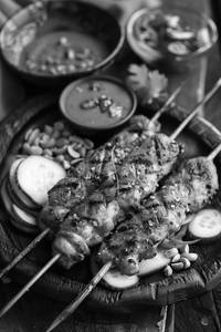 Kai Satay With Peanut Sauce