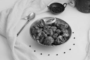 Cauliflower Karuvepillai