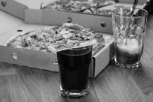 Onion Corn Pizza [7 Inch] With Lemon soda