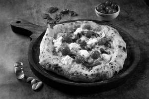 Creamy Burrata Pizza