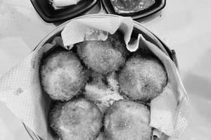 Veg Kurkure Momos (6 Pieces)