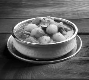 Aloo Mutter Gravy