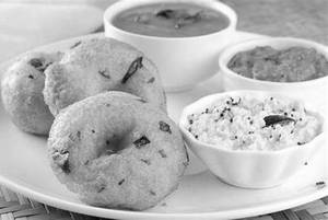 Ulundu Vada