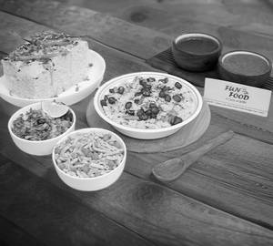1 Poha + Khaman Dhokla(3Pcs) + Jalebi 100gm (Combos)