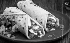 Egg Chicken Chili Roll