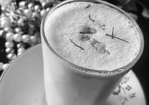 Kesar Pista Shake