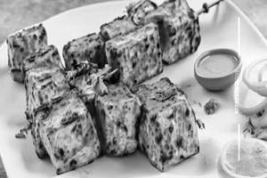 Paneer Garlic Tikka