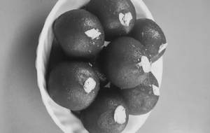 Gulab jamun [2 pieces]