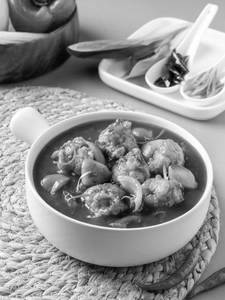 Hot Garlic Chicken Gravy - 6 Pcs (Serves 2)