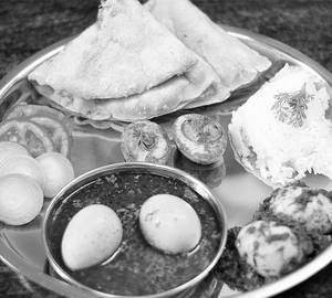 Egg Thali
