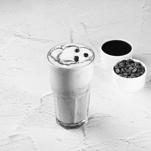 Caramel Iced Macchiato