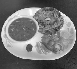 Dal Makhani Paratha