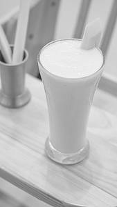 Mango Milkshake