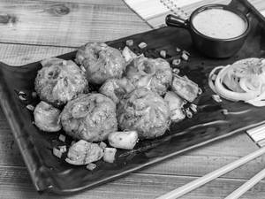 Exotic Veggie Tandoori Momos