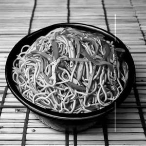 Mixed Chilli Garlic Noodles