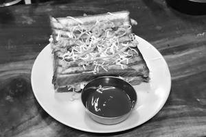 Veg Peri Peri Cheese Grill Sandwich