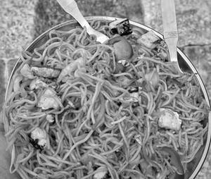 Veg Singapori Chowmein