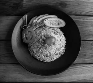 Schezwan fried rice (chicken)