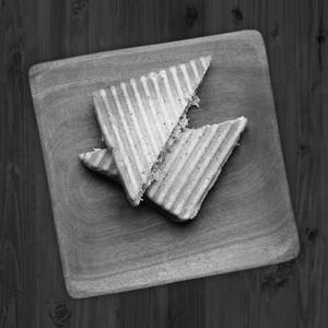 Chicken Cheese Gilled Sandwich