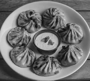 Achari Tandoori Momos [8 Pieces]