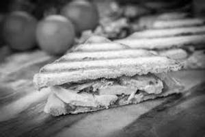 Chicken Schezwan Sandwich