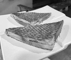 Veggie Cheese Grilled Sandwich