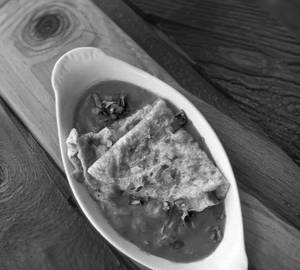 Omlette in tomato gravy
