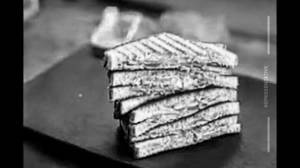 Paneer Schezwan Sandwich