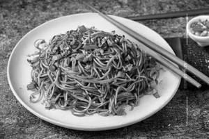 Chilli garlic noodles