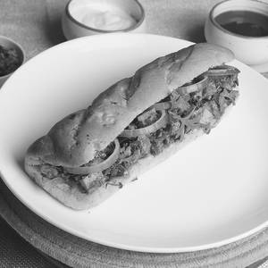 Thyme & Garlic Baguette with Pepper Chicken