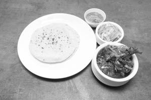 Mutton Handi + 4 Tawa Roti + Salad