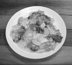 Vegetable Cantonese Gravy Noodles
