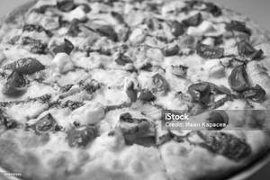 Spicy Shezwan Pizza