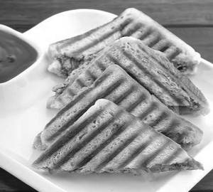 Masala cheese sandwich